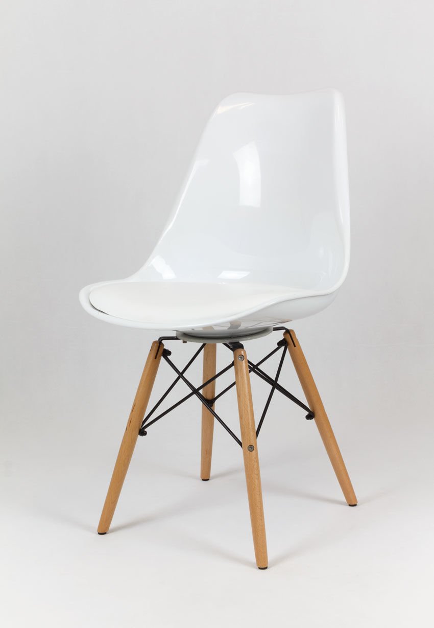 SK DESIGN KR020 WHITE CHAIR WITH WOODEN LEGS CUSHION